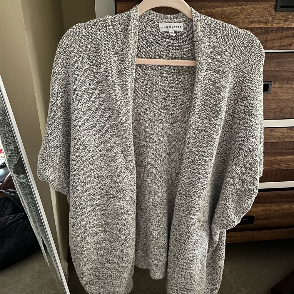 ARITZIA COMMUNITY TOP
